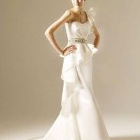 Re: Dress Experts.... PLEASE HELP!!