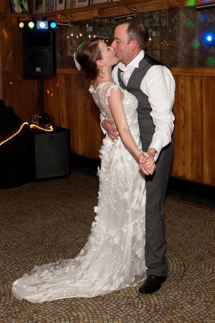 Wedding dress train deals wrist loop