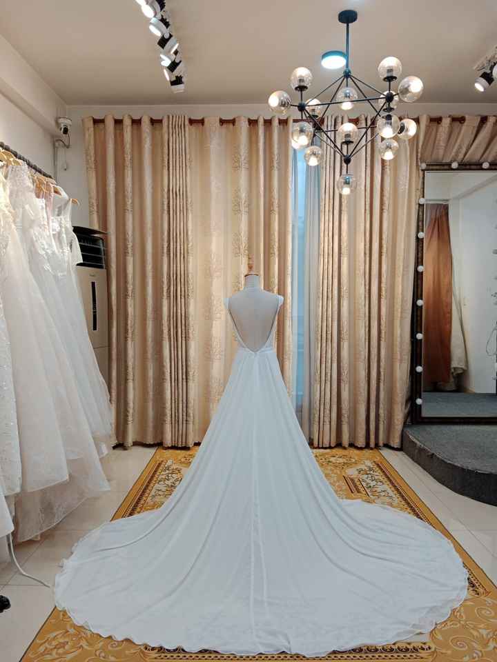 Hi guys, how do you like my dress? - 2
