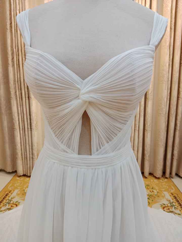 Hi guys, how do you like my dress? - 3