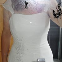 My pics of upper part of dress...help!!!