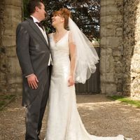 Re: can anyone recommend a place to get my bridal hair done in london?