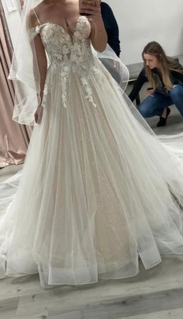 What dress is this? 1