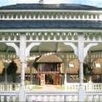 So much to do, so little time! *Flashes*