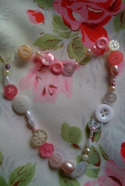 Re: Wanted Pearl & Bead Hanging Hearts