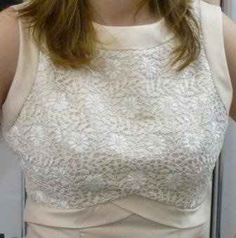 Come and help me customise my dress! **Flash**