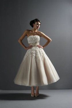 Re: Bridesmaid wearing same/similar colour as bride....***Flash***