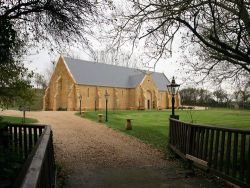 Re: Where is everyone getting married?!