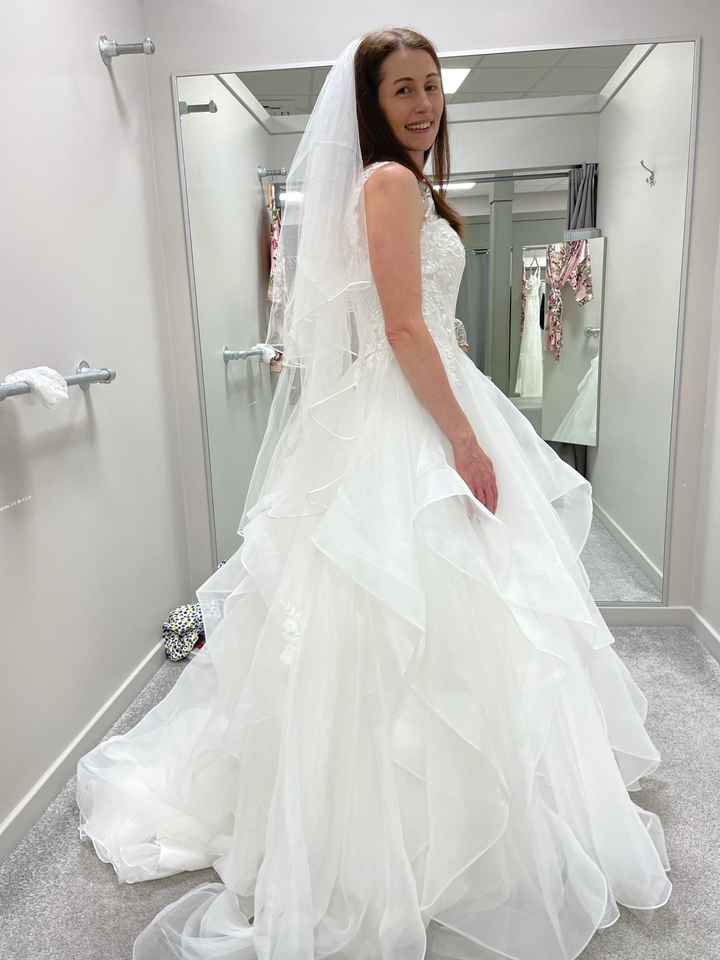 Buying dress 2 years before the big dsy - 2