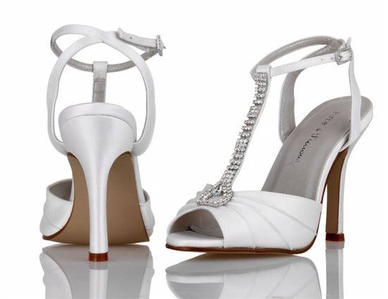 Re: August 2014 brides??