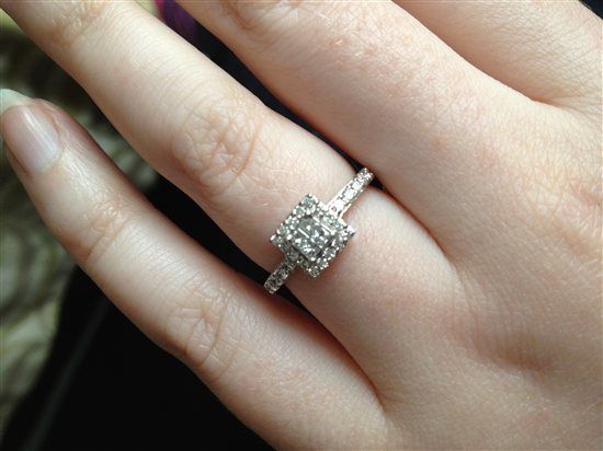 Re: Major wedding ring wobbles - please help :o(