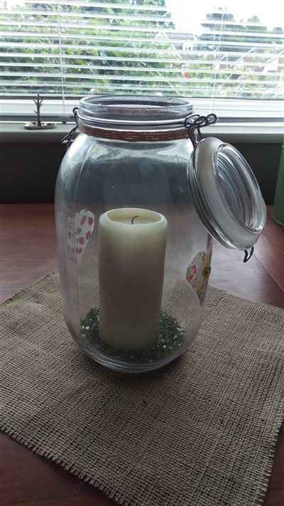 Wedding items for sale (Jars/Tablecloths)