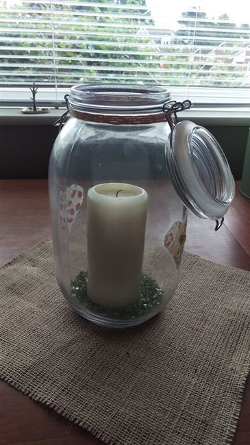 Wedding items for sale (Jars/Tablecloths)