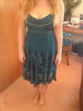 What shoes and bag with this dress?