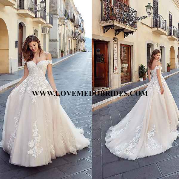 wedding dress clearance sale £50-£799 0% in house payment plan from £8, no deposit no credit checks 