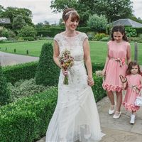 At last.... I have my wedding pics!! *Flash*