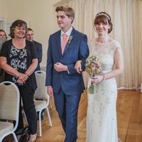 At last.... I have my wedding pics!! *Flash*