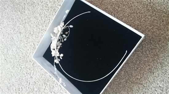 Bride side tiara pearl & crystal
