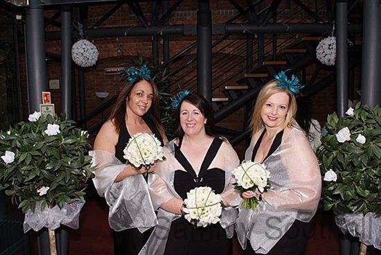 Re: any suggestions where i can get cheap fascinators from? or any HIB's who make them?