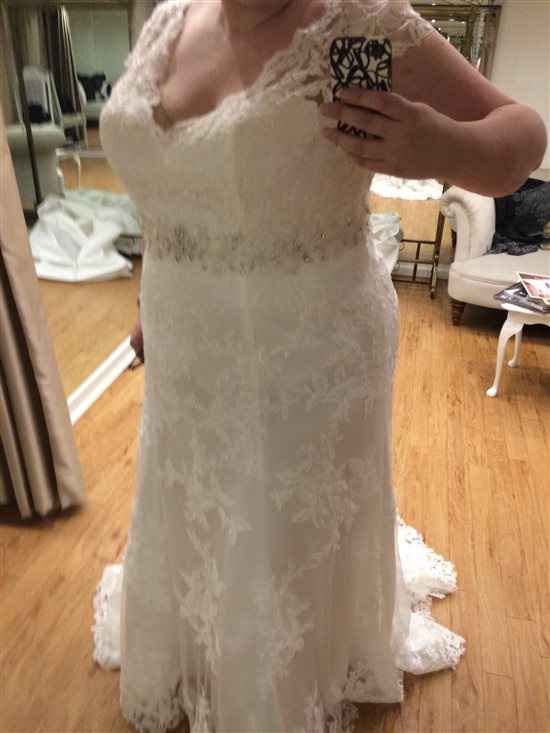 Re: August 2016 Brides - 46 brides so far!
