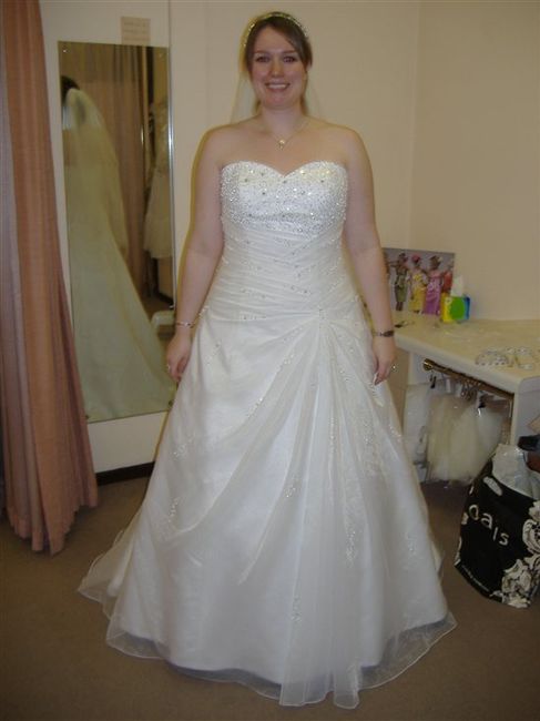 Re: Do I need a hoop for my dress?