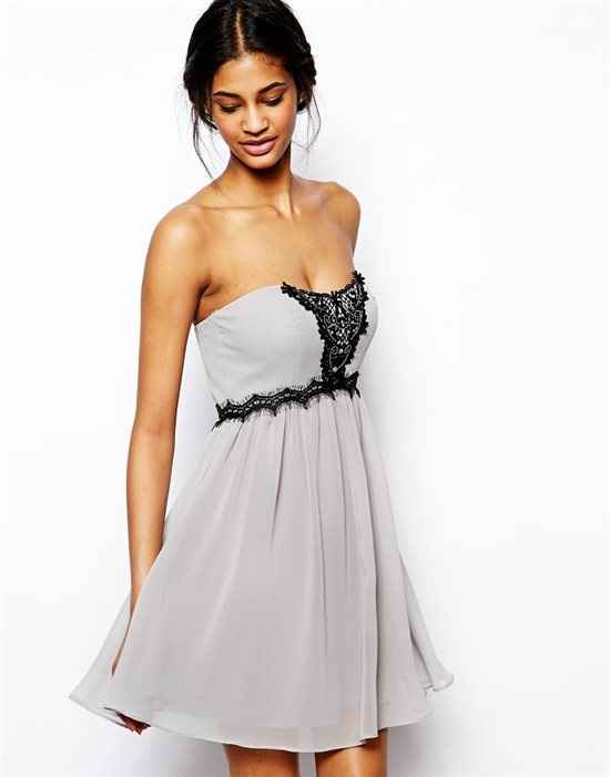 dressy dressy flash, dressy dressy flash ^_^ no not that kind :P lol