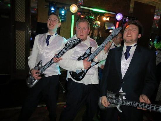 Re: DIY photo booth, but not actually a photo booth!