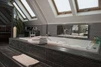 Confidence boost & help needed *FLASHES INCLUDED*