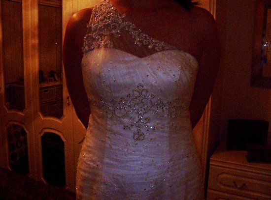 Re: anyone orderered their wedding dress from china recently?? pics please!!!!!