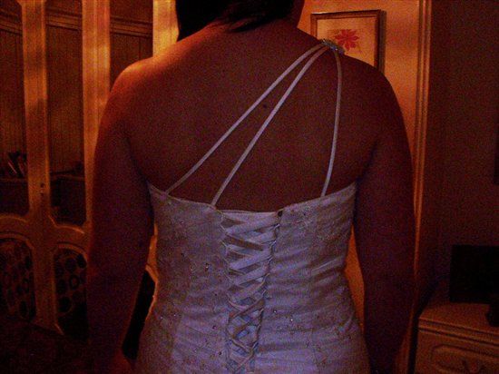 Re: anyone orderered their wedding dress from china recently?? pics please!!!!!