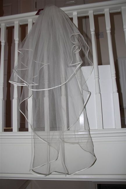 Never Worn - Elizabeth Dickens Fingetip 72 - Paid £75 - For Sale £45