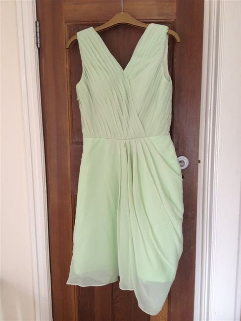 Re: 3 Tealength Green Bridesmaid Dresses!