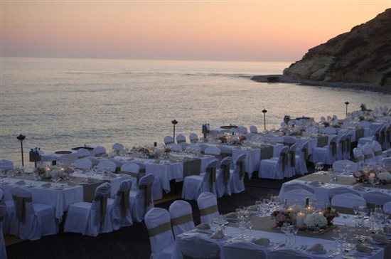 Re: Casual wedding abroad