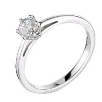 I don't think I like my wedding ring :(