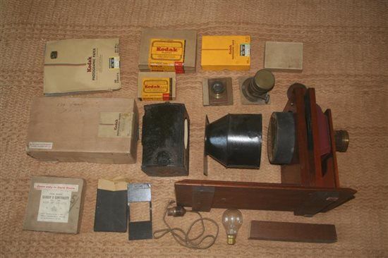 Expert photographers - can you help with this old kit?