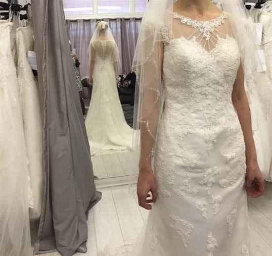 I had to show someone my dress *flashes*