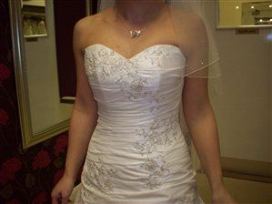 me in my dress **FLASH********  help with jewellery please