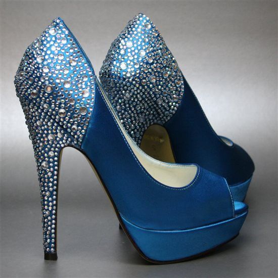 please help me find these shoes