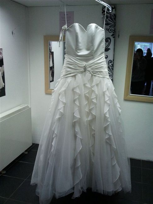 Help with my wedding dress *Flash*