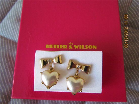 Saturday Morning Jewellery Flash - any takers?