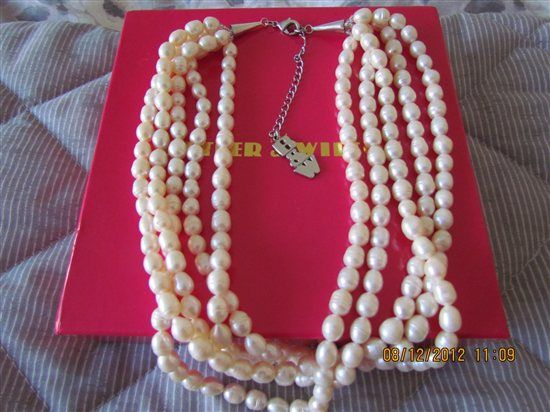 Saturday Morning Jewellery Flash - any takers?