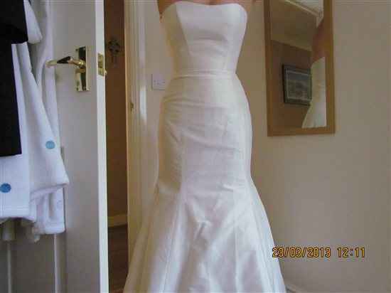 Re: Wedding Dress *flash*