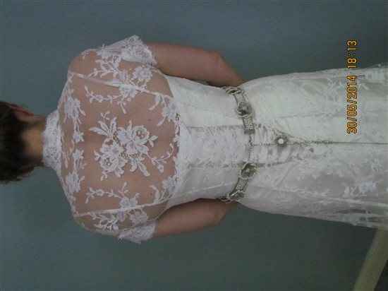 Re: Bridal Attire & Makeup Disaster!