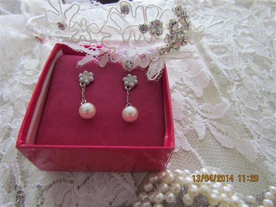 Just a little dress and jewellery flash