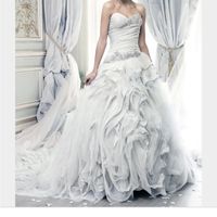 Re: Let's see them dresses!