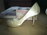 rainbow club shoes size 5.5