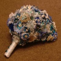Re: Did you make a button bouquet?