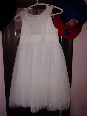 Re: Lots for sale including vintage birdcages and cadbury purple bridesmaid dress- REDUCED PRICES (I