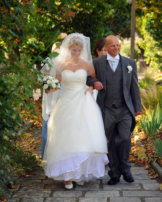 Re: (In prep for awards) Flash Your Dress!!