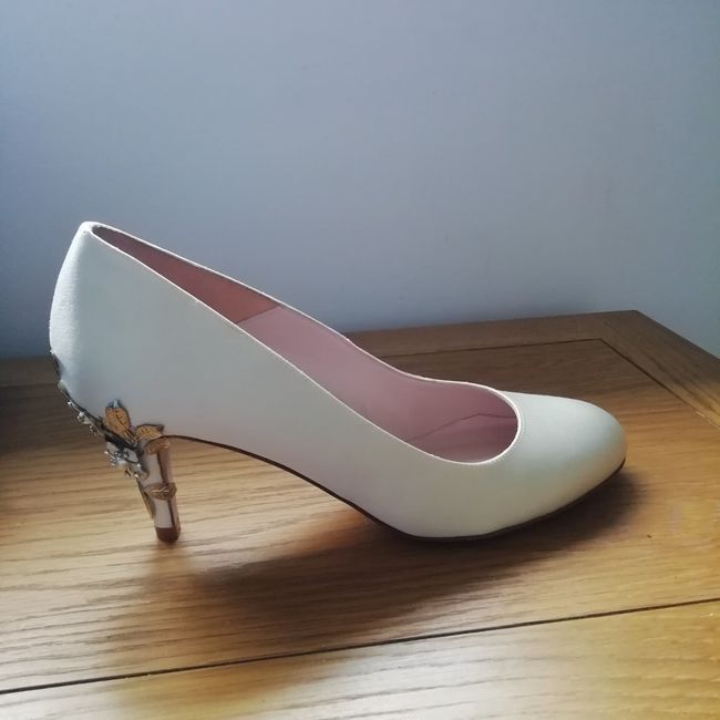 bnib Harriet Wilde shoes size 7 for sale - 2